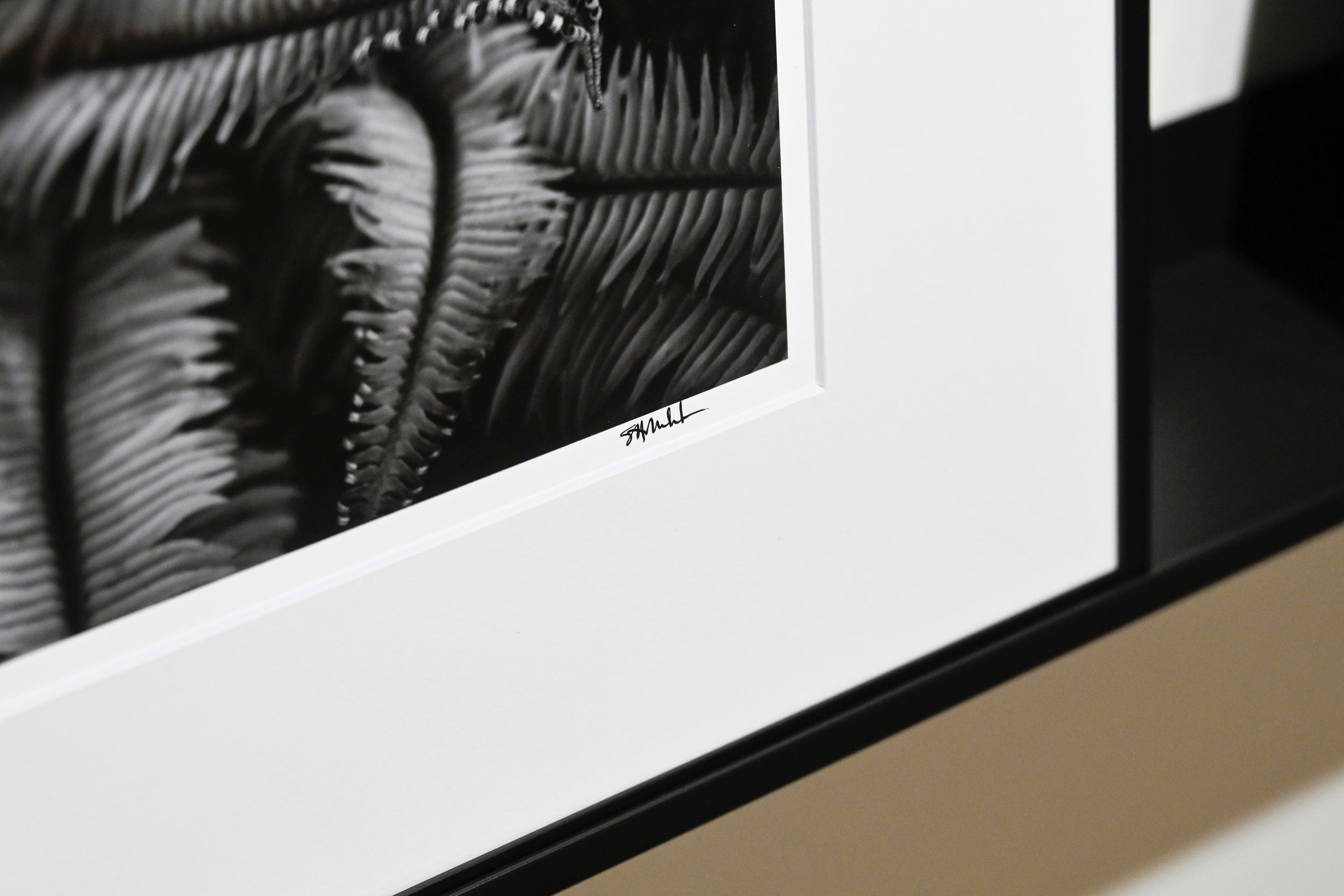 16x20 Metal Frame for Matted 11x14 Prints