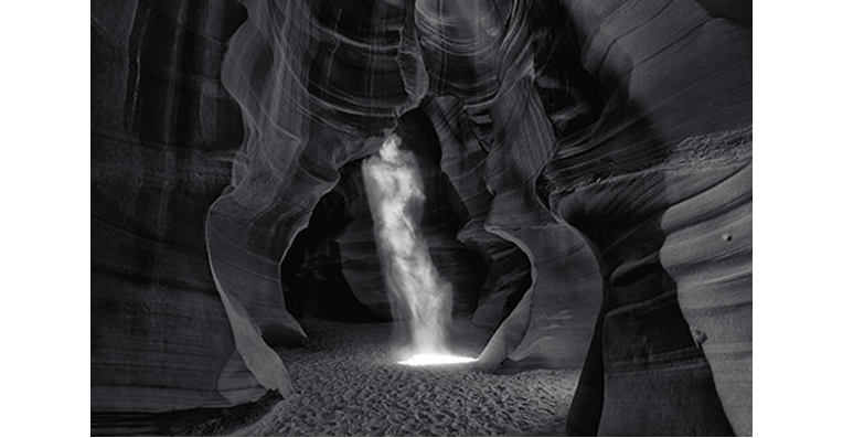 Peter Lik Just Sold a Photo for 6.5 Million Dollars, But Is It Art?